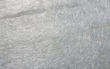 Ceathramh Meadhanach laminate fibreglass or shingles?