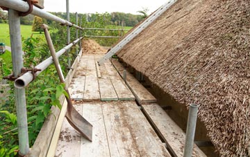 advantages of Ceathramh Meadhanach thatch roofing